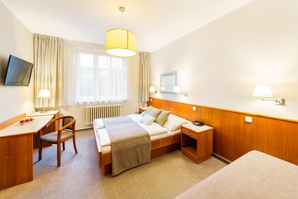 Hotel Snezka Špindlerŭv Mlýn Rum bild