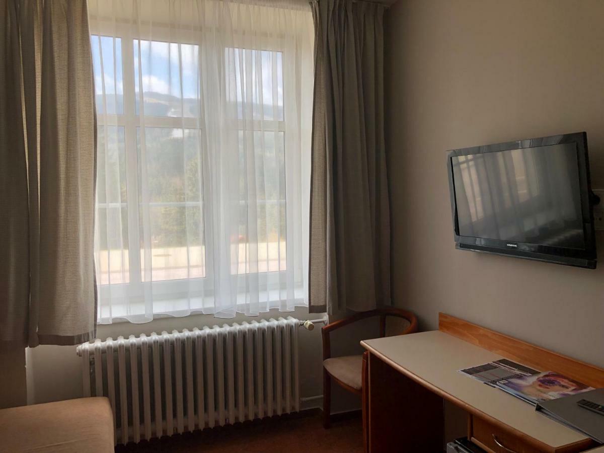 Hotel Snezka Špindlerŭv Mlýn Exteriör bild