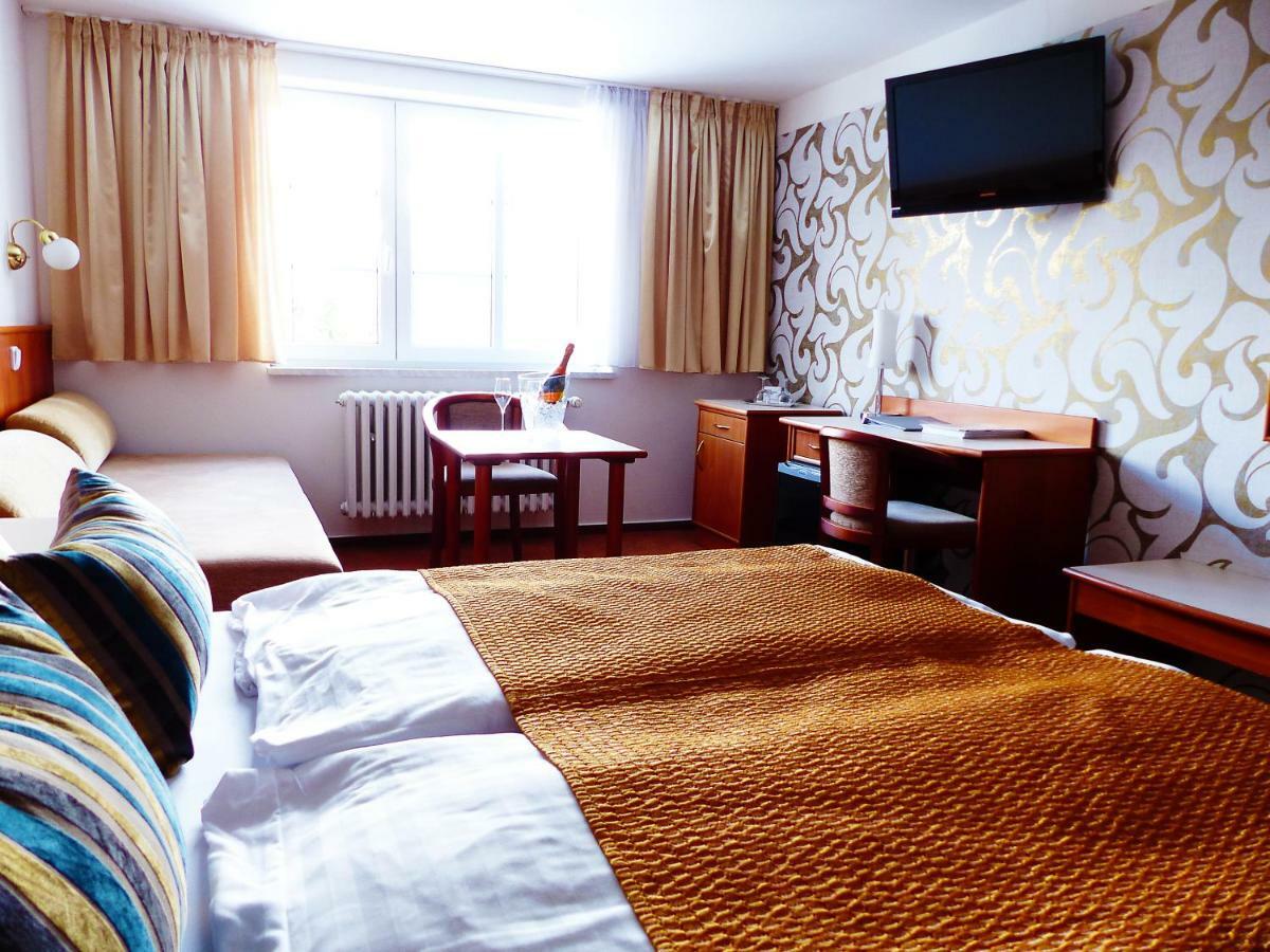 Hotel Snezka Špindlerŭv Mlýn Exteriör bild