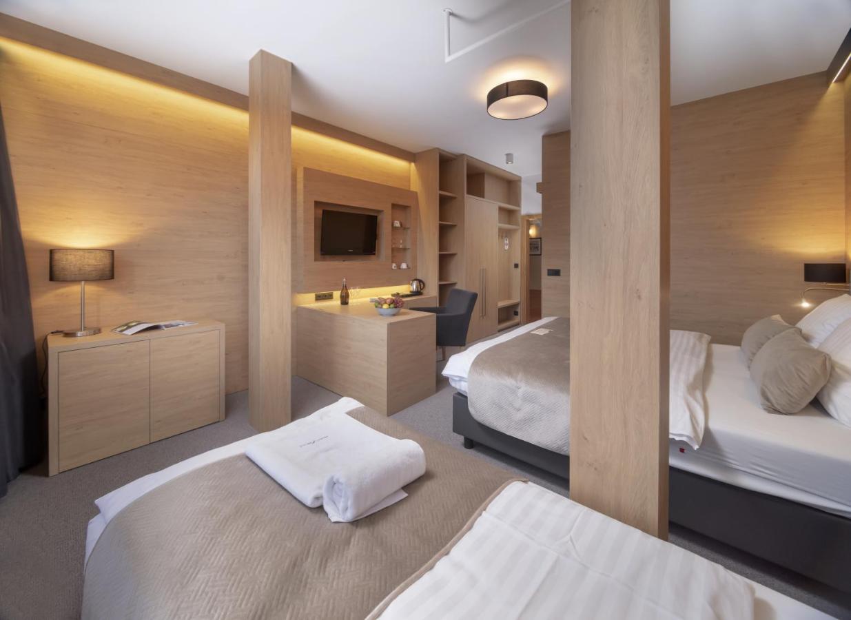 Hotel Snezka Špindlerŭv Mlýn Exteriör bild